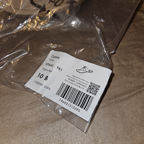 Kate Spade red patent leather sandals, women's size 10 - Picture 8 of 8